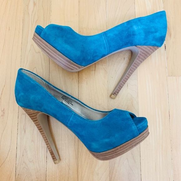 Steve Madden Women’s Turquoise Suede Platform Heels Size 6 - Picture 4 of 11